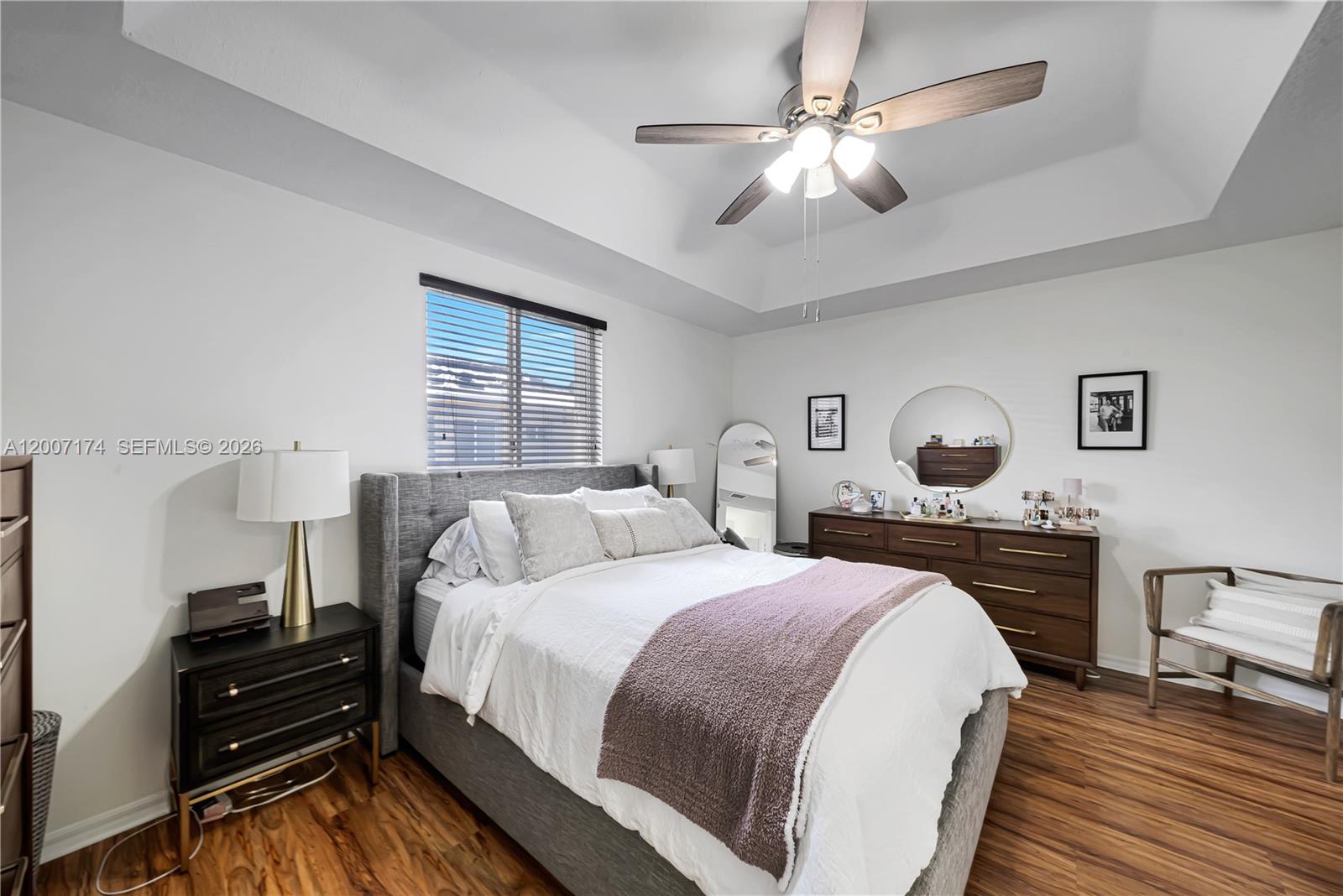 KENDALL VILLAGE TOWNVILLA - Residential