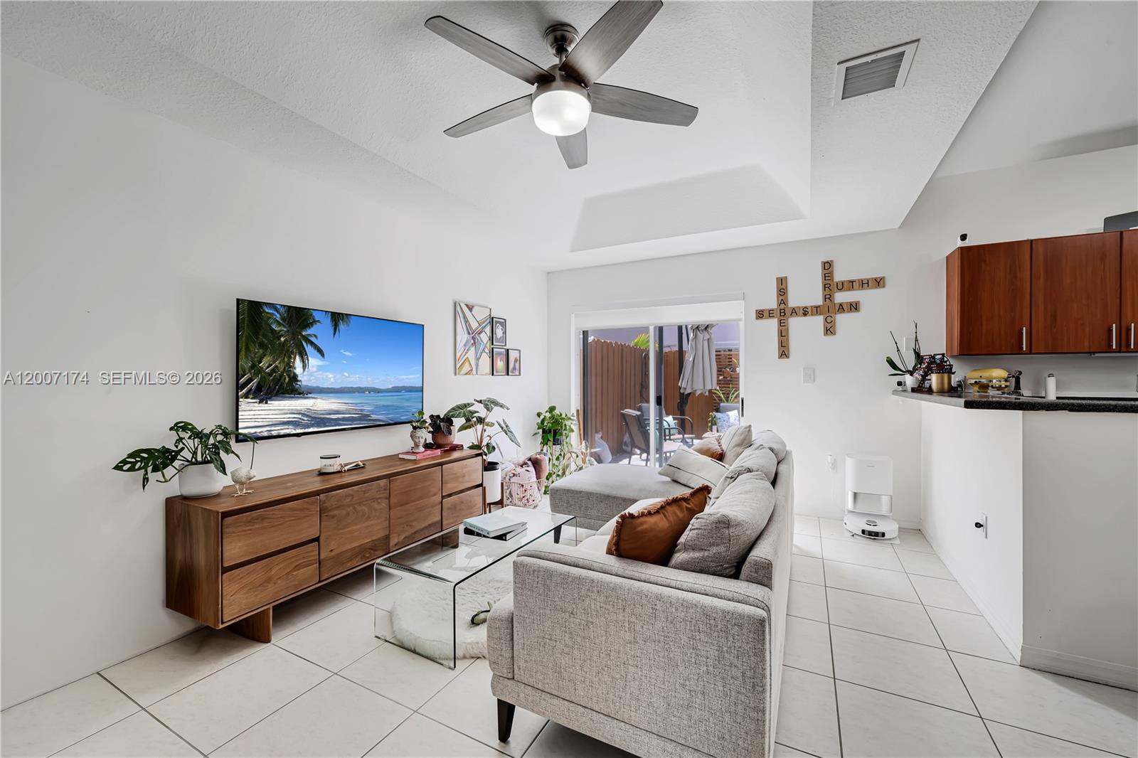 KENDALL VILLAGE TOWNVILLA - Residential