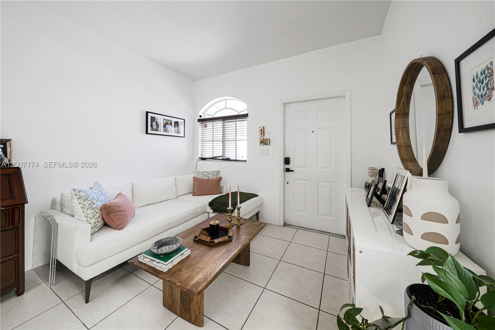 KENDALL VILLAGE TOWNVILLA - Residential