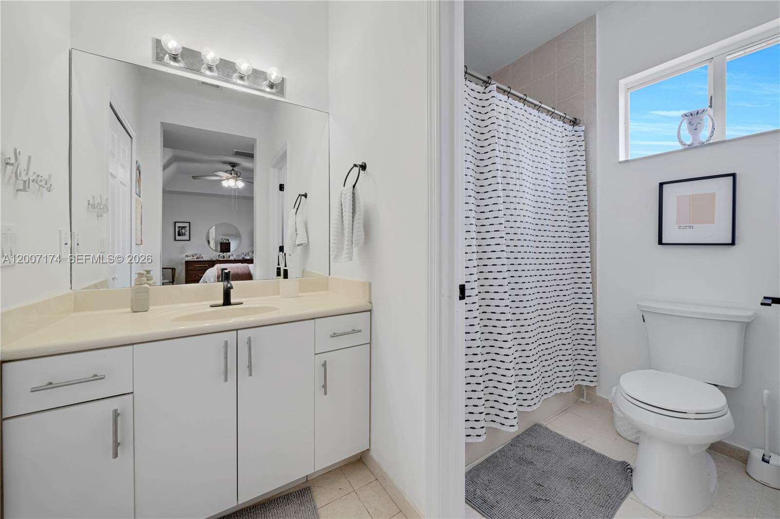 KENDALL VILLAGE TOWNVILLA - Residential