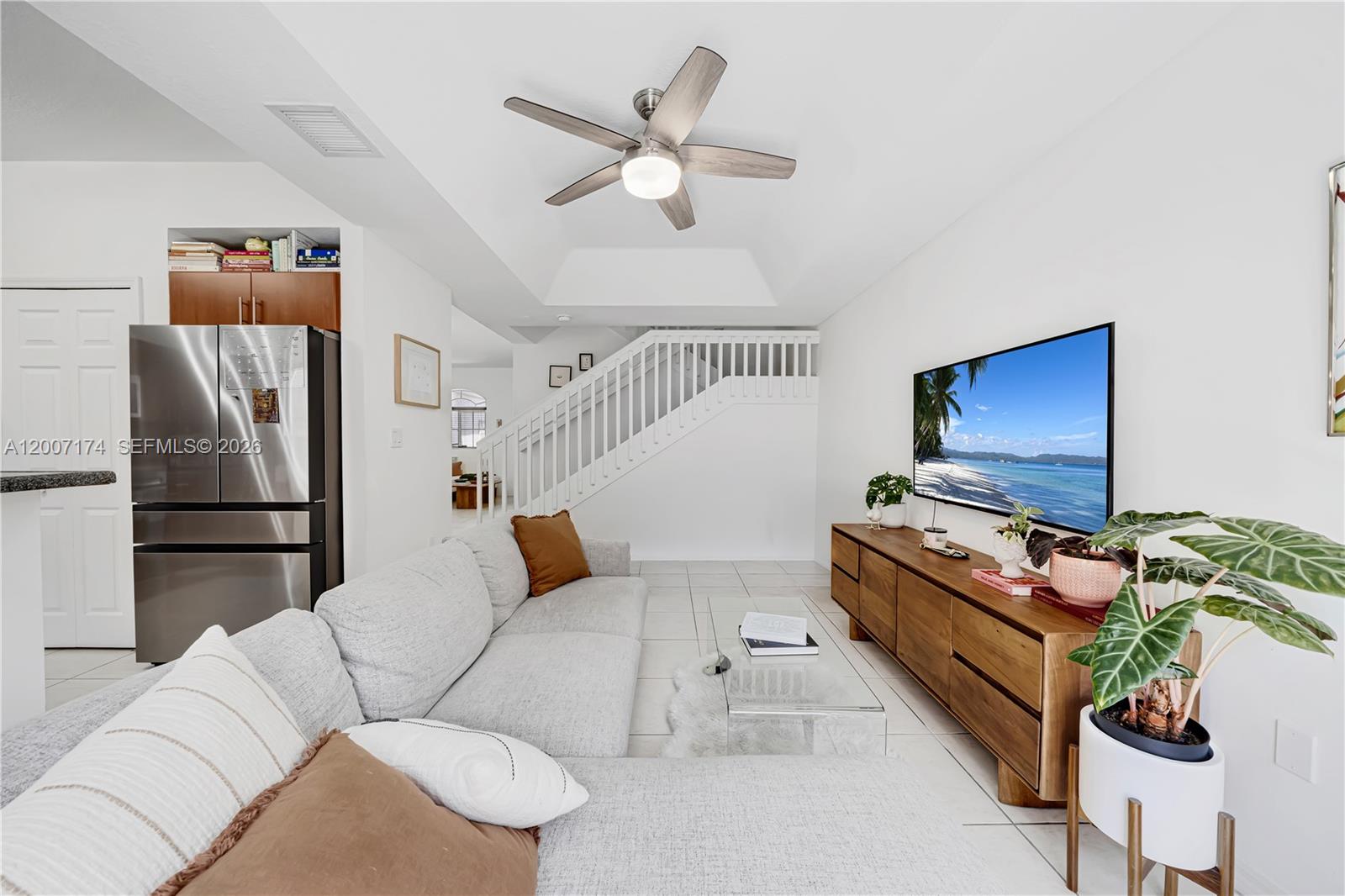 KENDALL VILLAGE TOWNVILLA - Residential