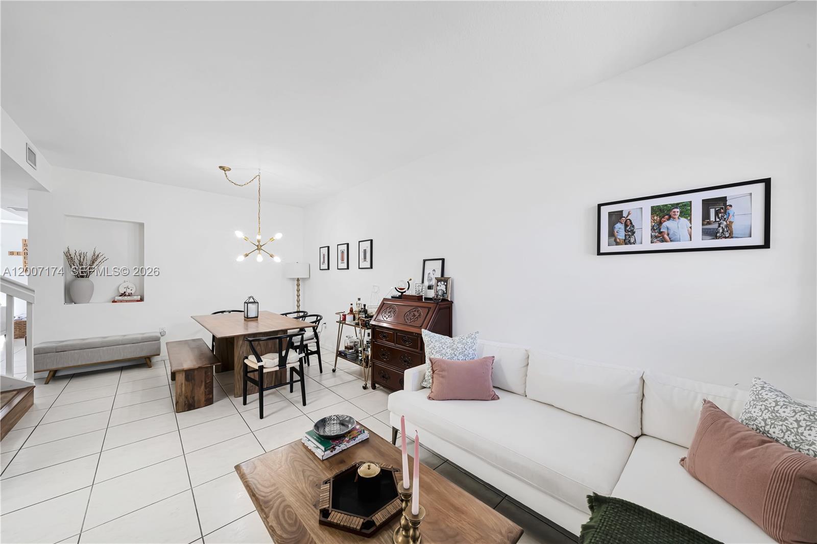 KENDALL VILLAGE TOWNVILLA - Residential