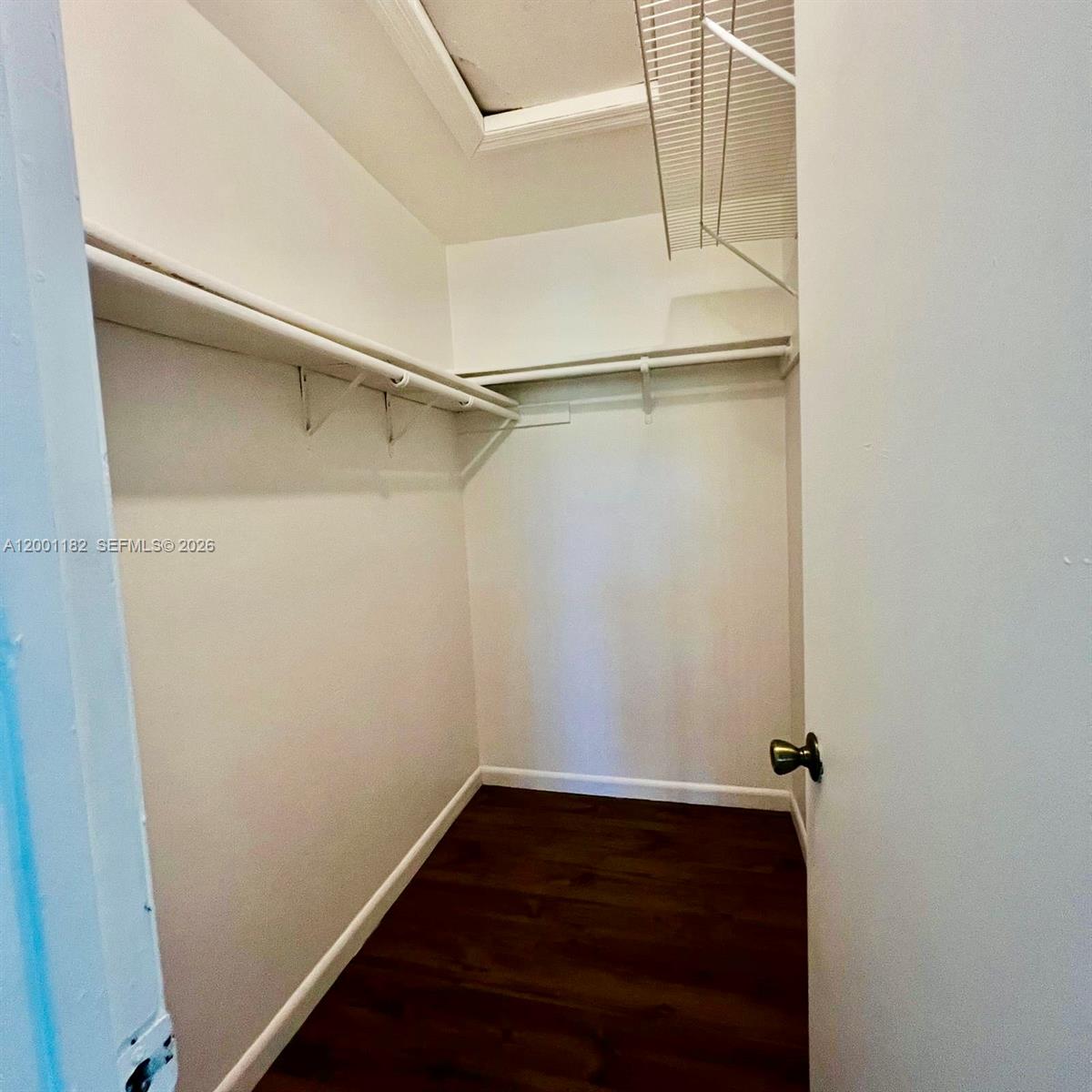 PRESERVE AT AVERY LAKES - Residential Lease