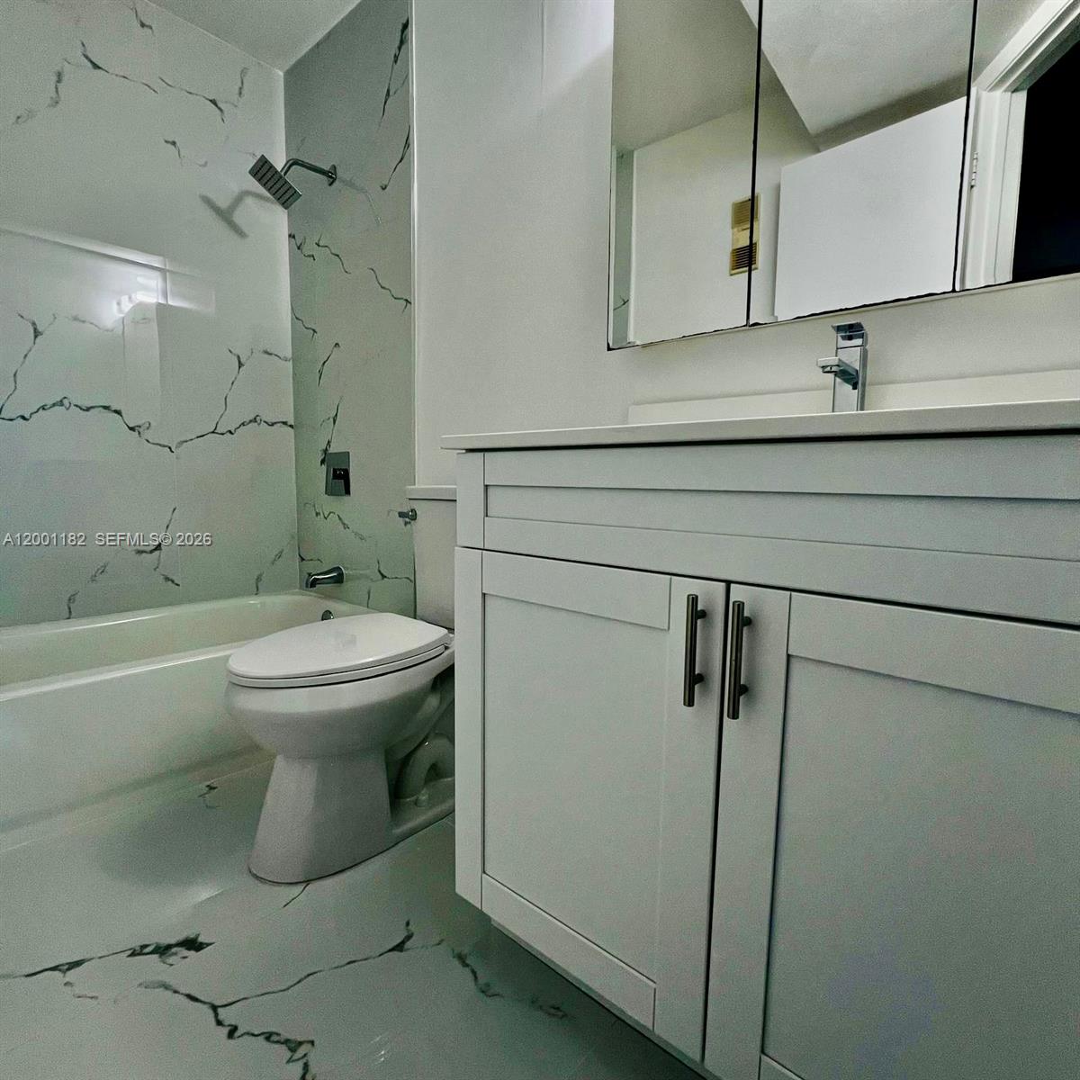 PRESERVE AT AVERY LAKES - Residential Lease