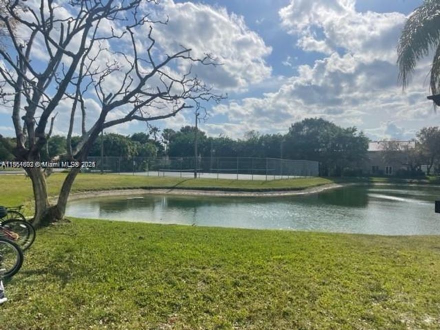 Great opportunity for investors!!Good tenant in place until April 2026. Isles at Lago Mar is a beautiful complex with great amenities (gym, tennis courts, 2 pools, child play area). Very convenient location close to sawgrass mall, restaurants and main highways.