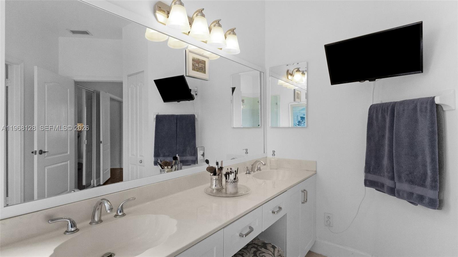 COSTA VERDE SEC 2 - Residential