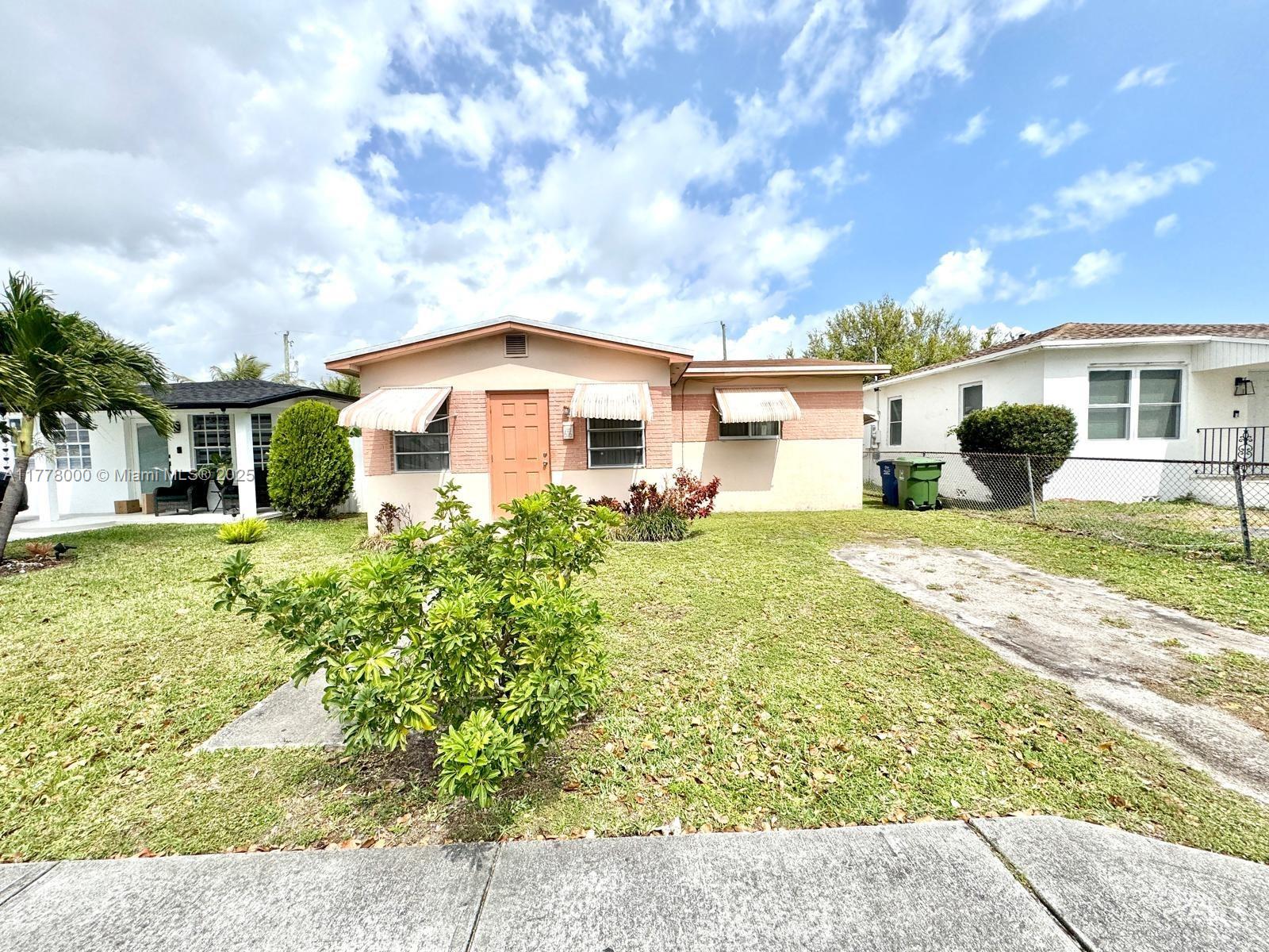Property for Sale at 616 Nw 3rd Ct, Hallandale Beach, Broward County, Florida - Bedrooms: 2 
Bathrooms: 1  - $399,900