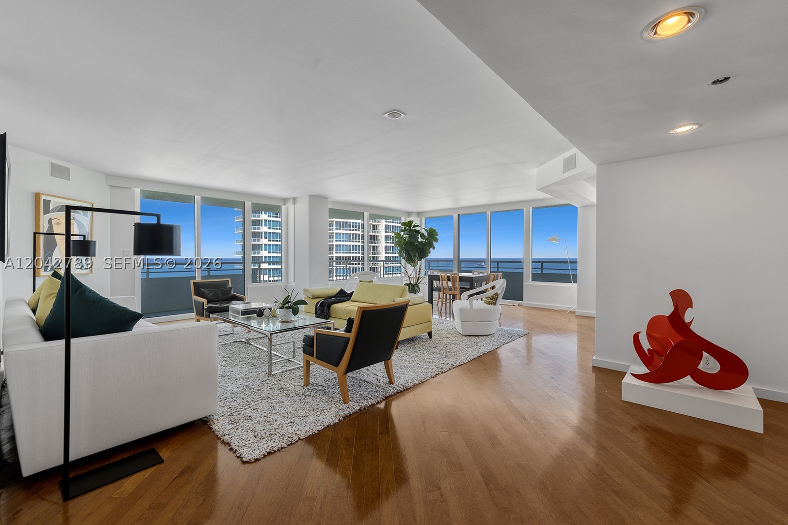 400 S Pointe Dr 1503/04