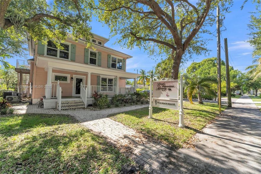 Timeless Osshad office space in Delray's most desirable address ! Located in Delray's historical district and 1 block from shops & restaurants on Atlantic avenue in downtown delray beach ! 2 parking spaces included ! 980 sqft , Triple NNN Lease ! Option to rent out entire building as Unit B is available also on 2nd floor with 980 sqft of office space available along with 2 parking spaces . Building is equipped with elevator . Come schedule a tour today and move your business to this coveted neighborhood !