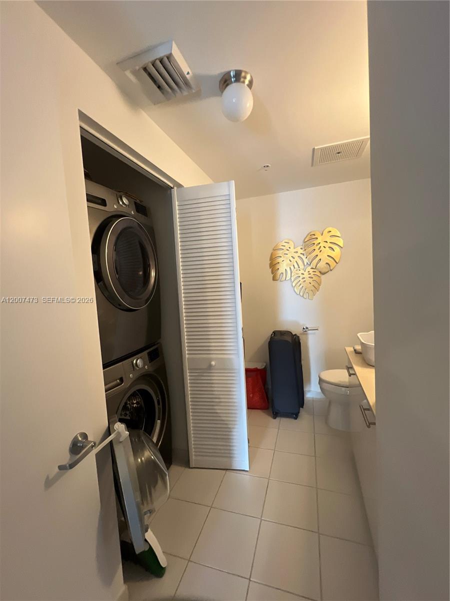 3470 E Coast Ave H0501