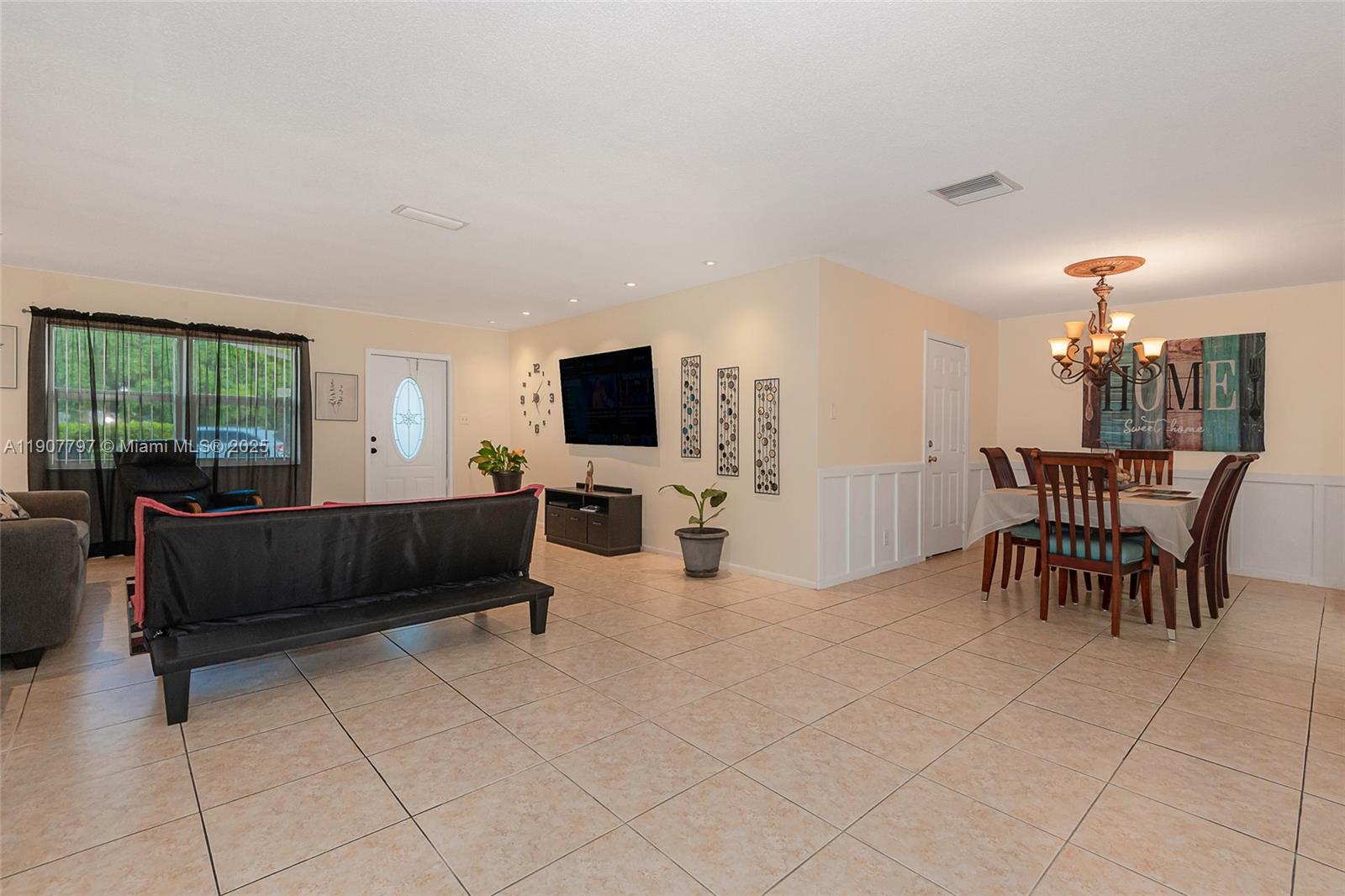 MAINLANDS OF TAMARAC LAKE - Residential