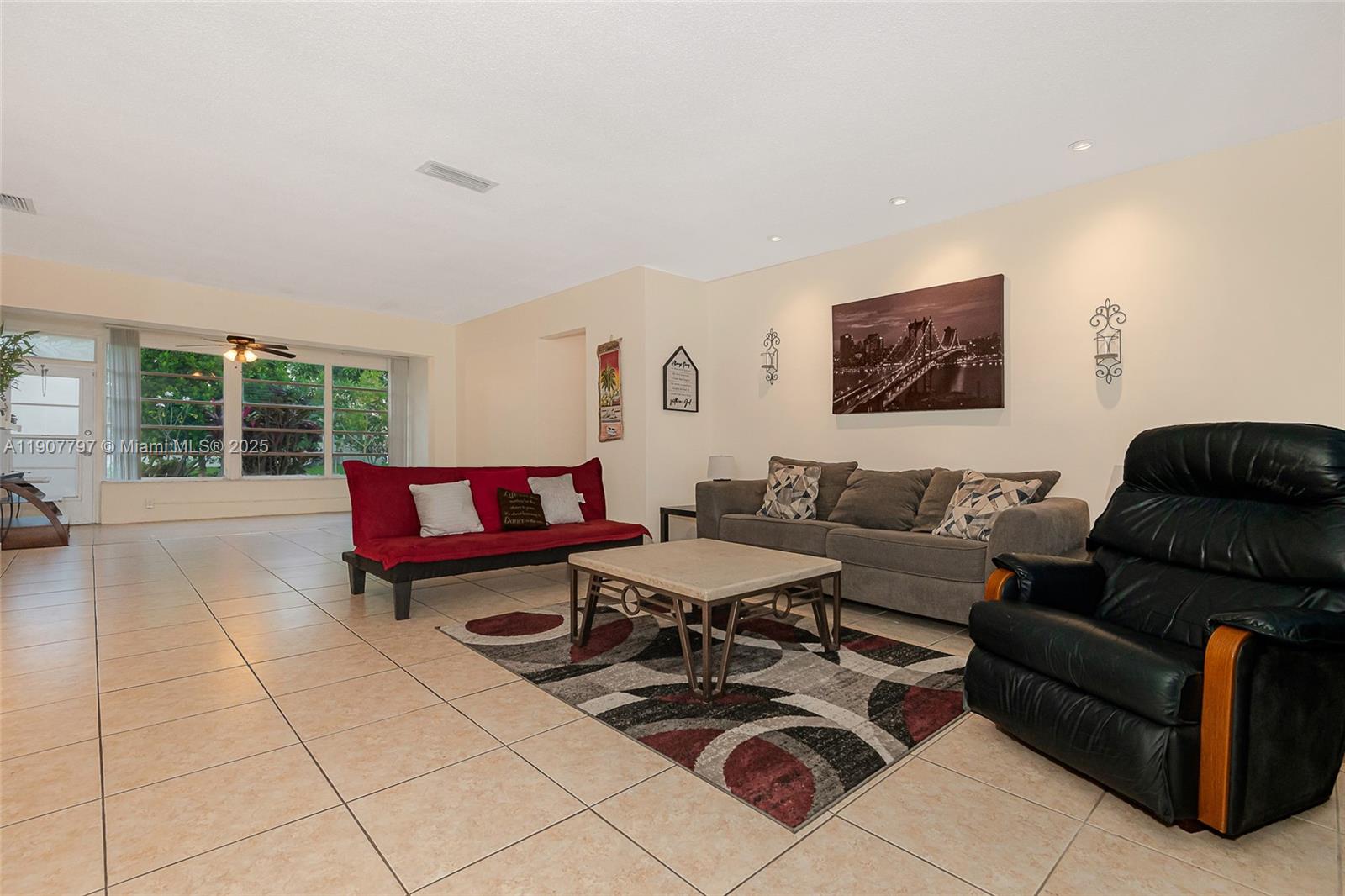 MAINLANDS OF TAMARAC LAKE - Residential