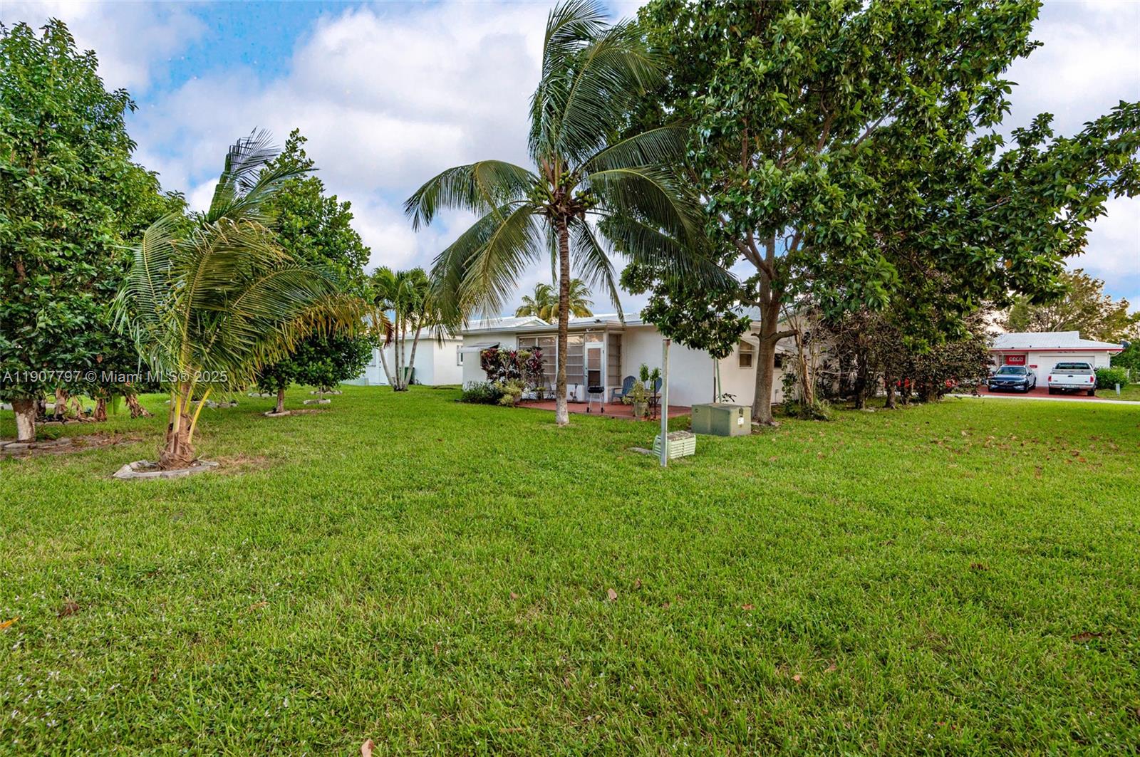 MAINLANDS OF TAMARAC LAKE - Residential