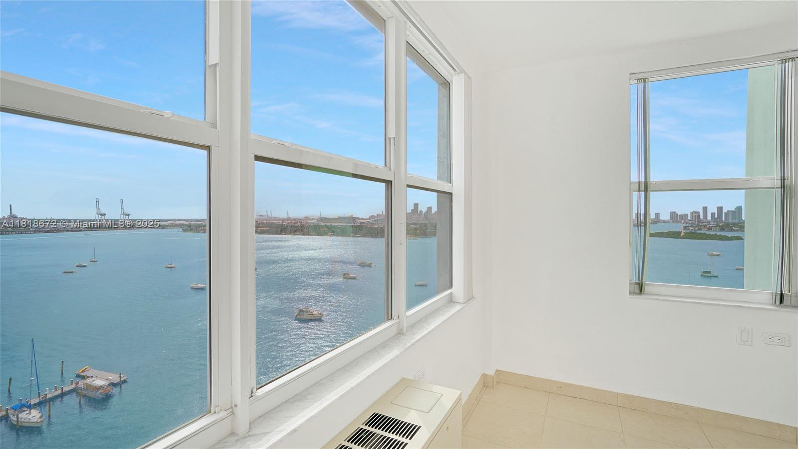 1250 West Ave 15E, Miami Beach, Miami-Dade County, Florida - 1 Bedrooms  
1 Bathrooms - 