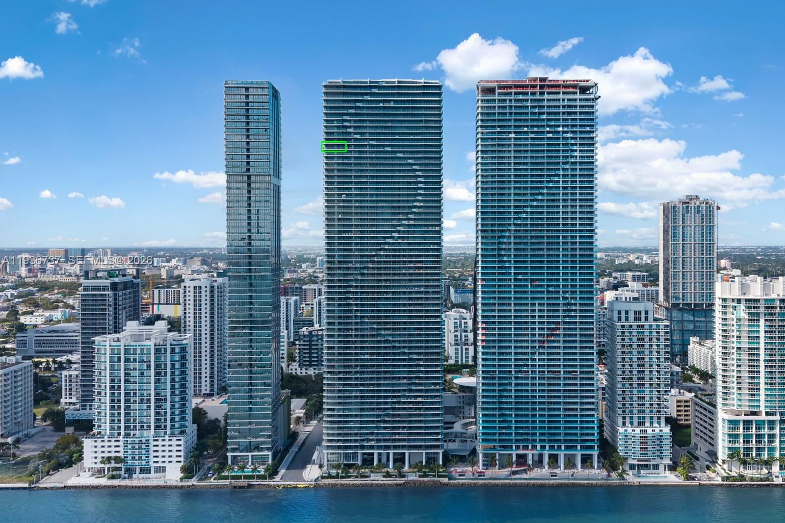 ARIA RESERVE MIAMI - Residential