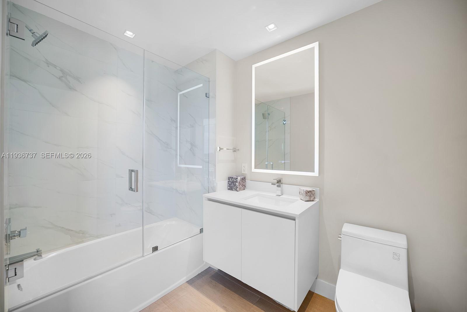 ARIA RESERVE MIAMI - Residential