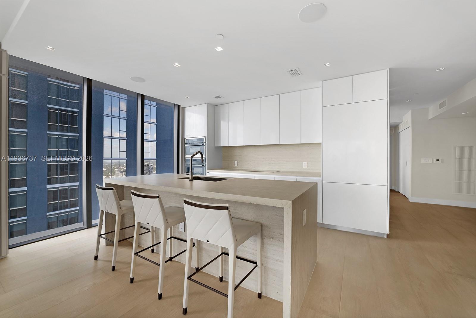 ARIA RESERVE MIAMI - Residential