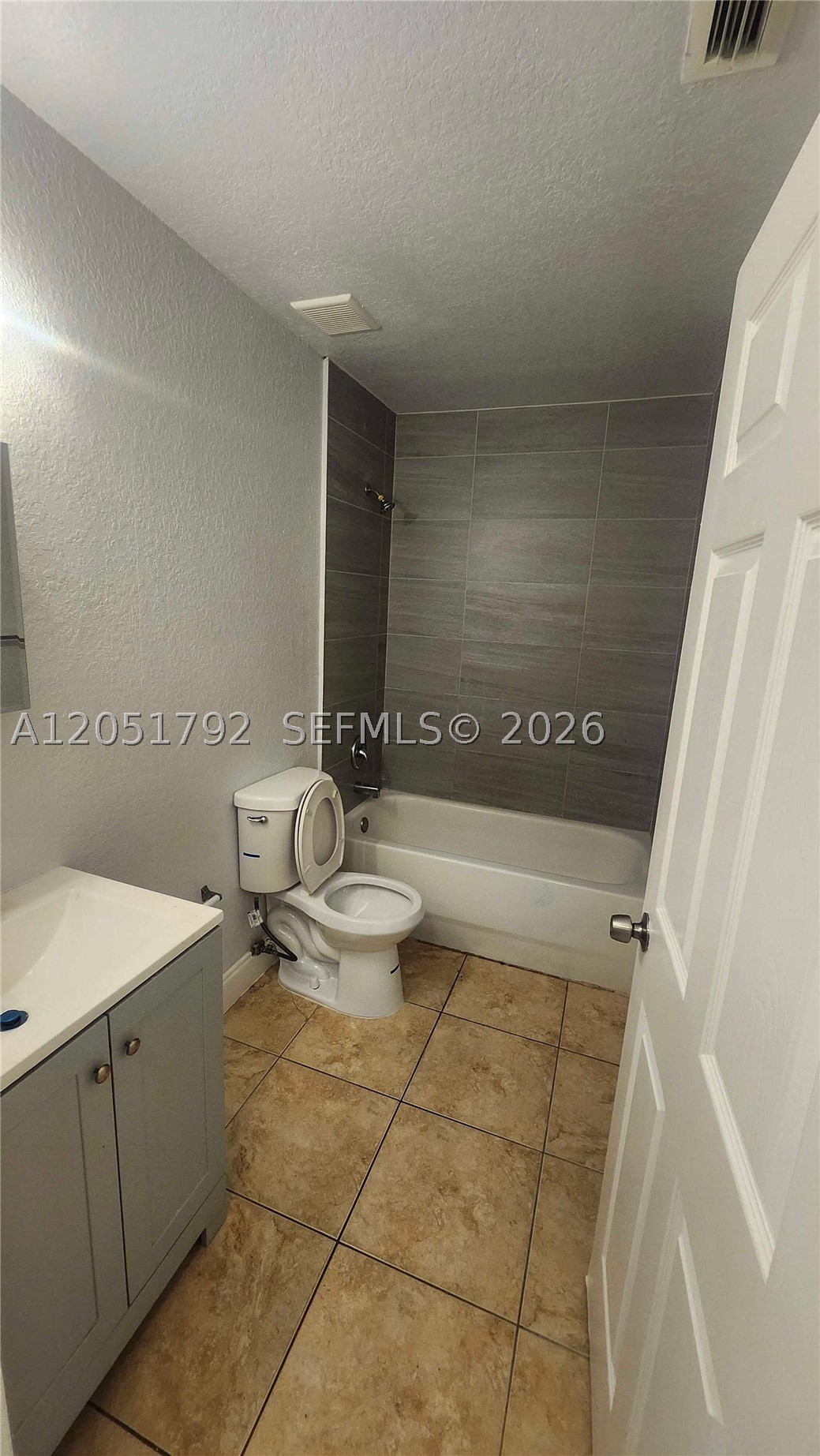14004 NE 2nd Ave 14004