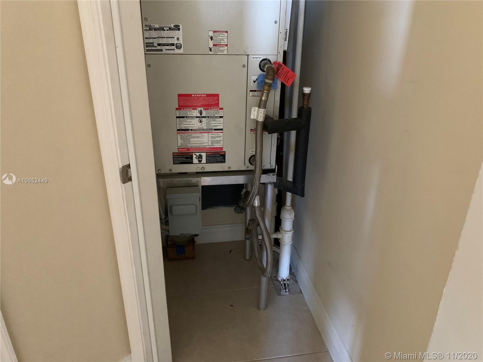 VILLA BARI CONDO - Residential