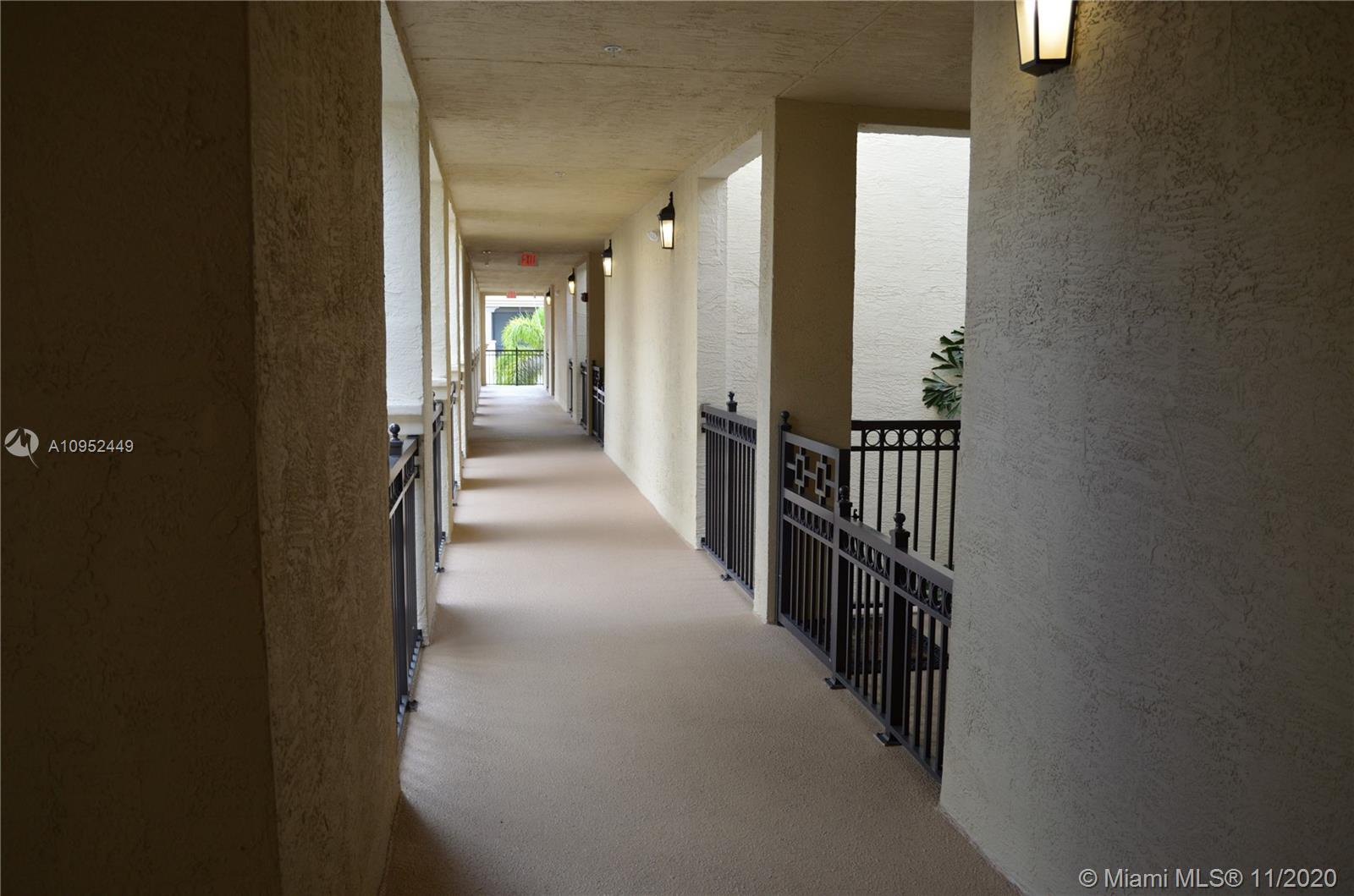 VILLA BARI CONDO - Residential