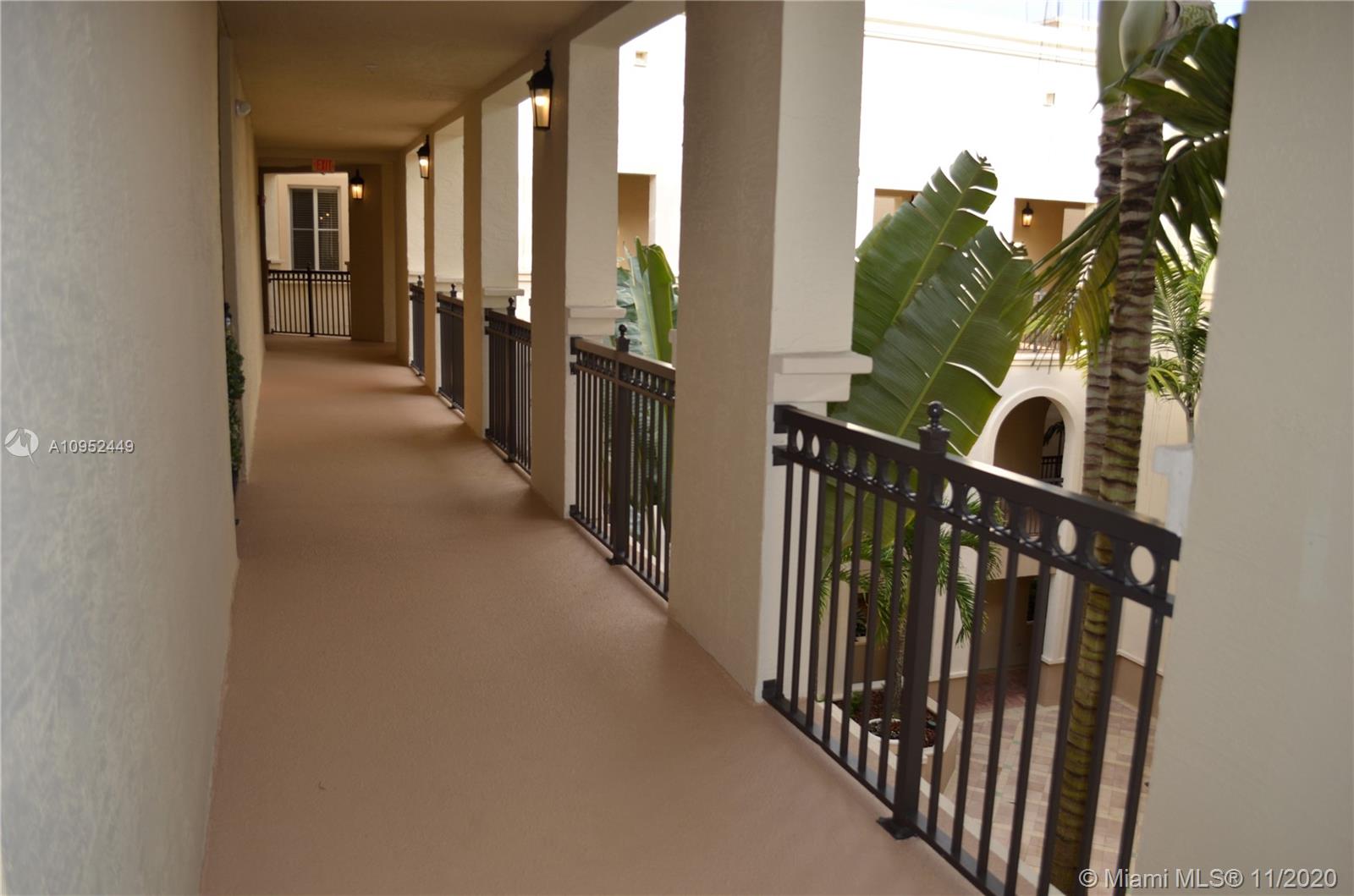 VILLA BARI CONDO - Residential