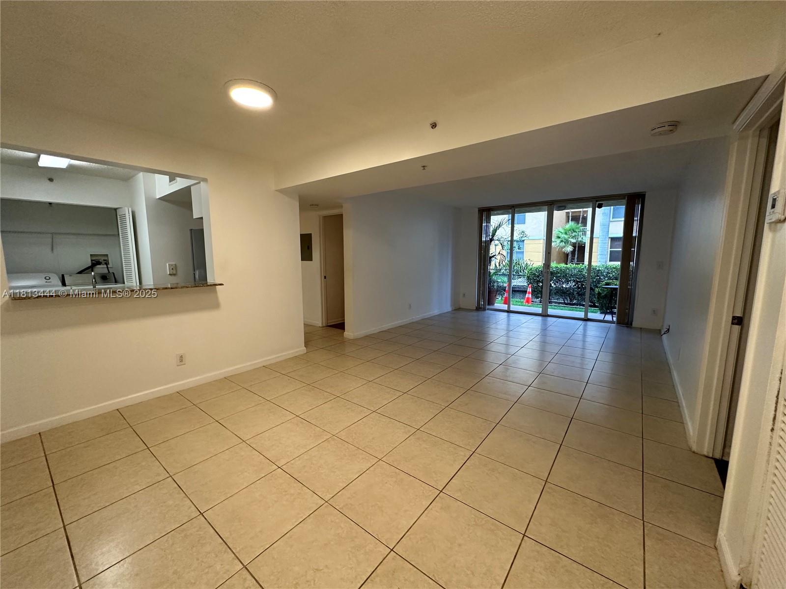 1450 Se 3rd Ave 110, Dania Beach, Miami-Dade County, Florida - 2 Bedrooms  
2 Bathrooms - 