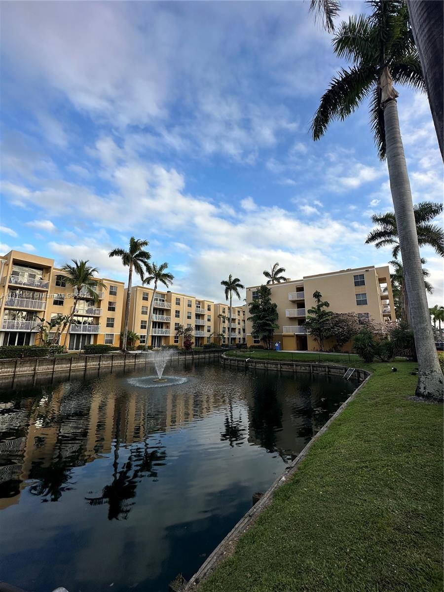 SHERIDAN EAST CONDO BLDG - Residential Lease