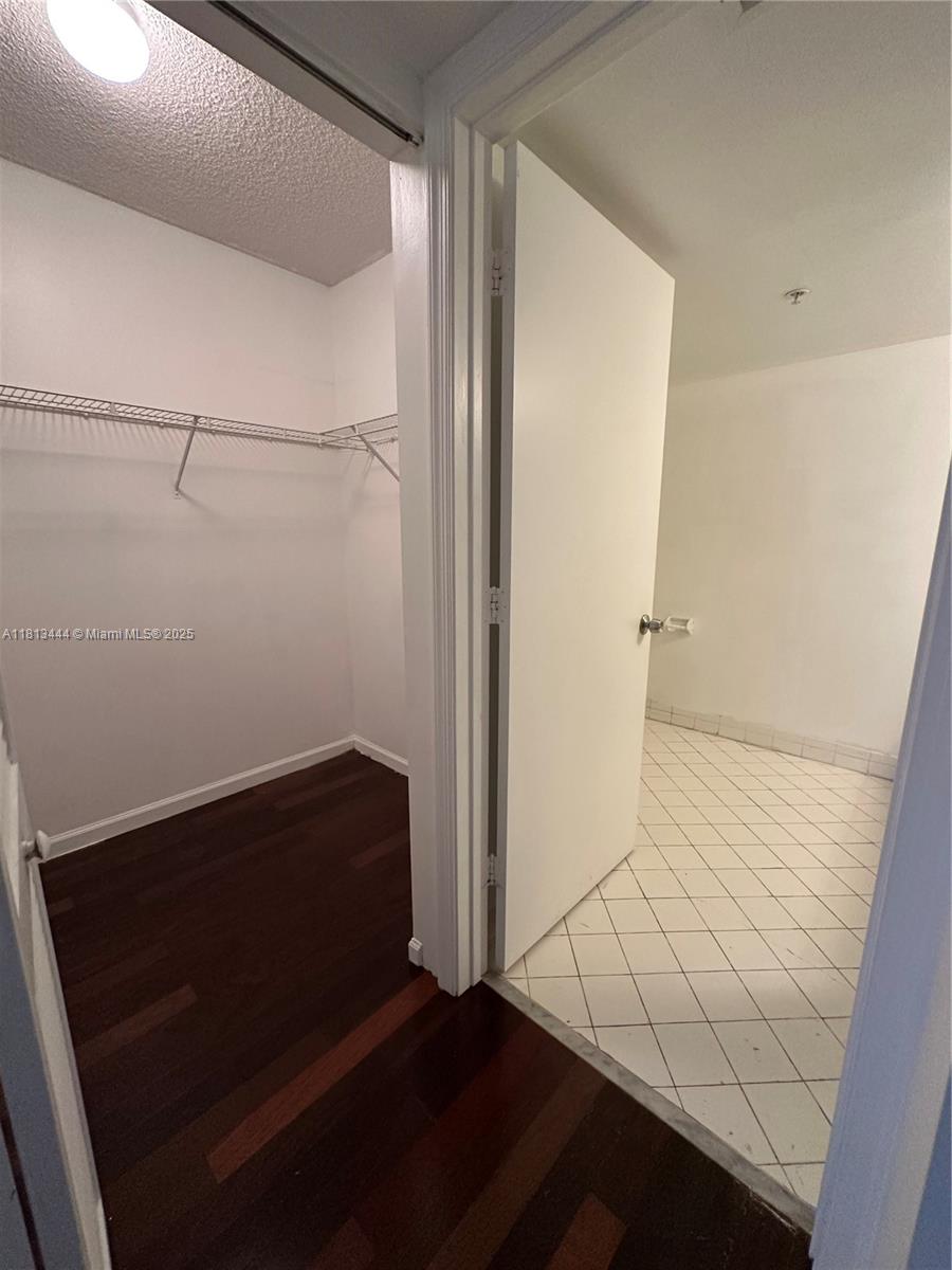 SHERIDAN EAST CONDO BLDG - Residential Lease