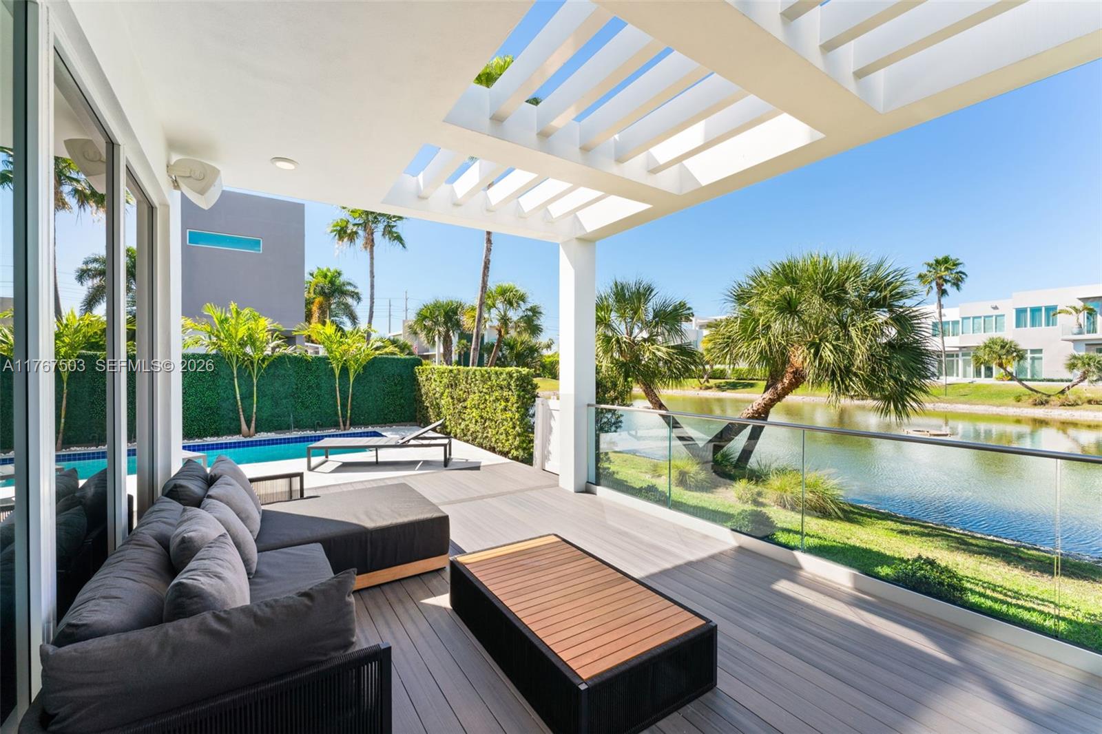 10561 NW 67th Ter 10561