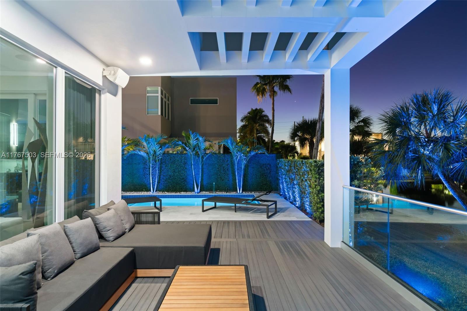 GRAND FLORIDIAN ESTATES - Residential Lease