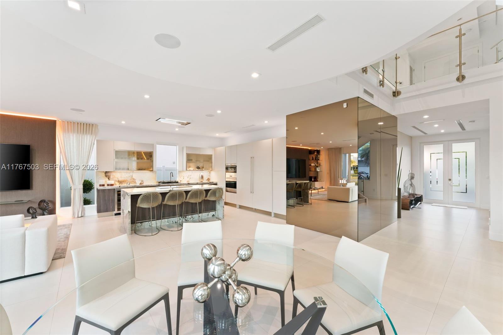 GRAND FLORIDIAN ESTATES - Residential Lease