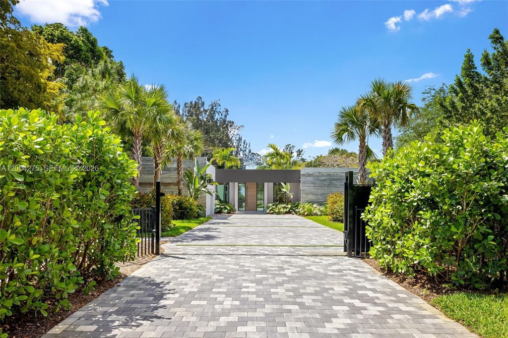 Photo of Plantation, FL 33317 (MLS # A12004275)