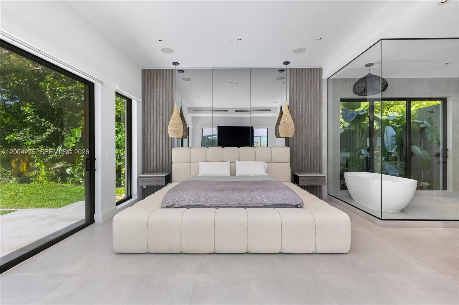 PLANTATION - Residential