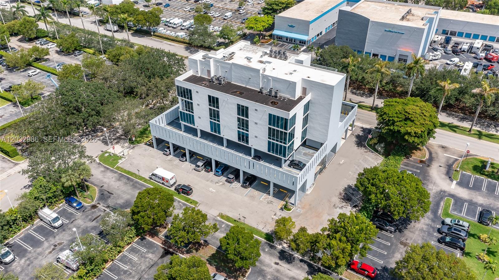 10450 NW 33rd St 306