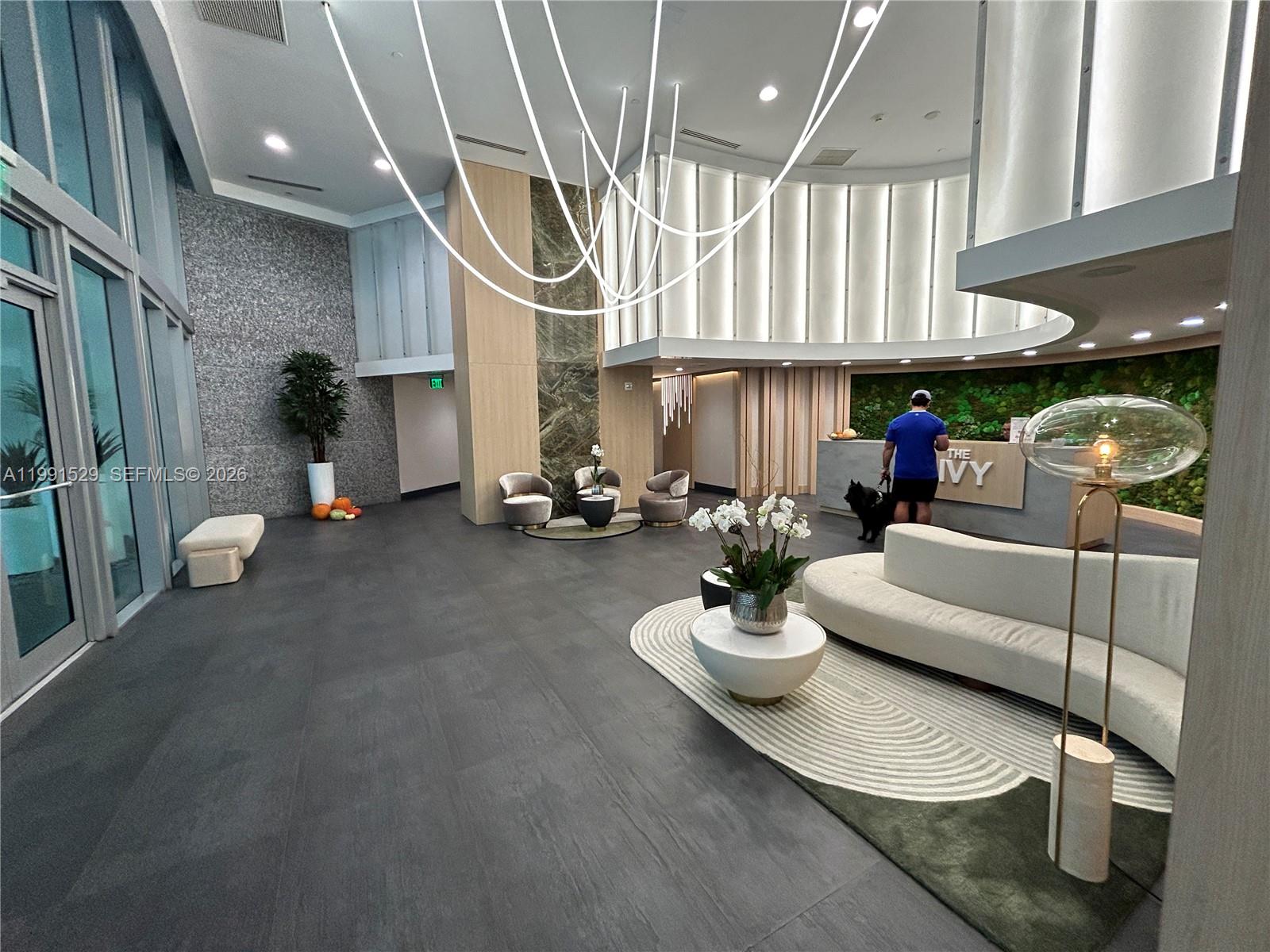 IVY CONDO - Residential