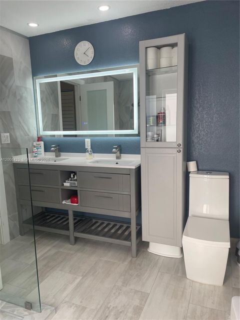 Tiny photo for 15146 SW 92nd Ter, Miami, FL 33196 (MLS # A12008423)