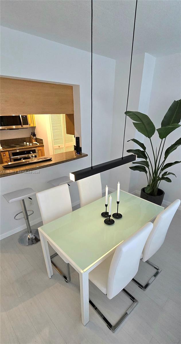 WATERGARDEN CONDO - Residential Lease