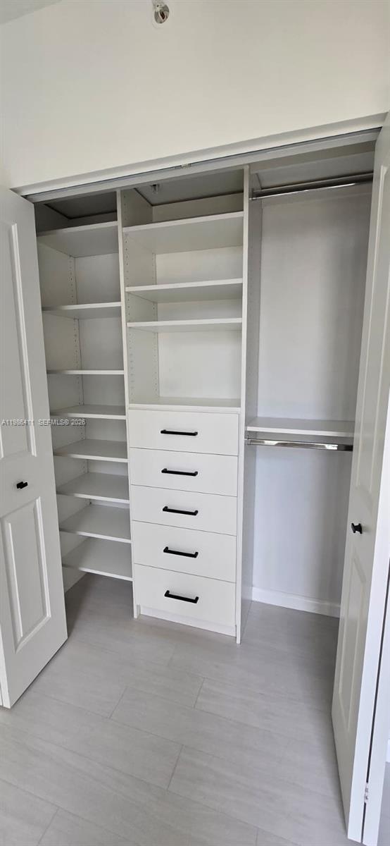 WATERGARDEN CONDO - Residential Lease