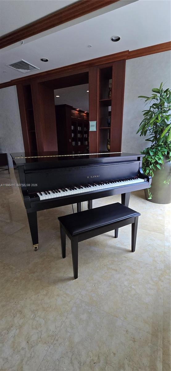 WATERGARDEN CONDO - Residential Lease