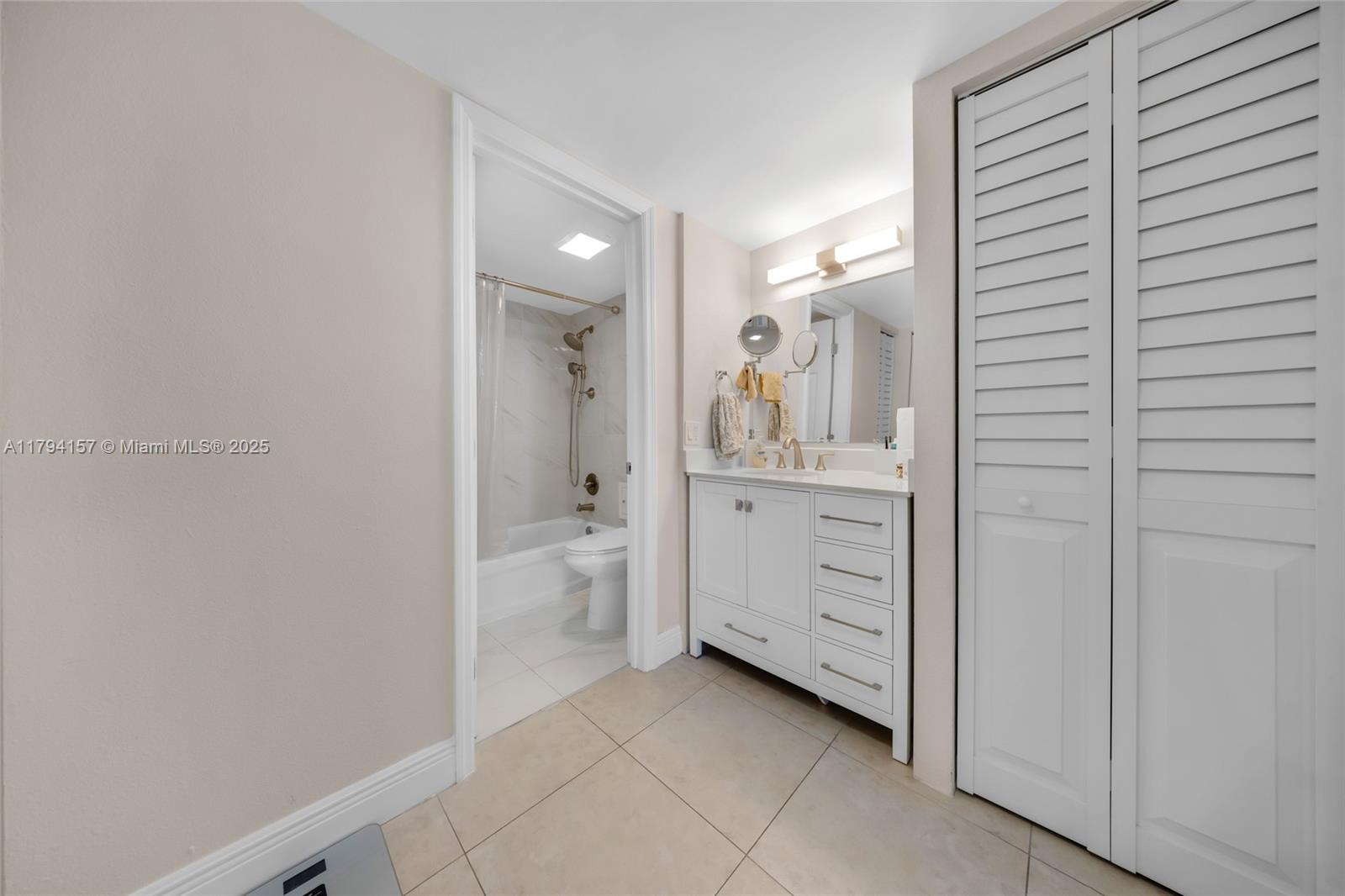 ARLEN HOUSE EAST CONDO - Residential