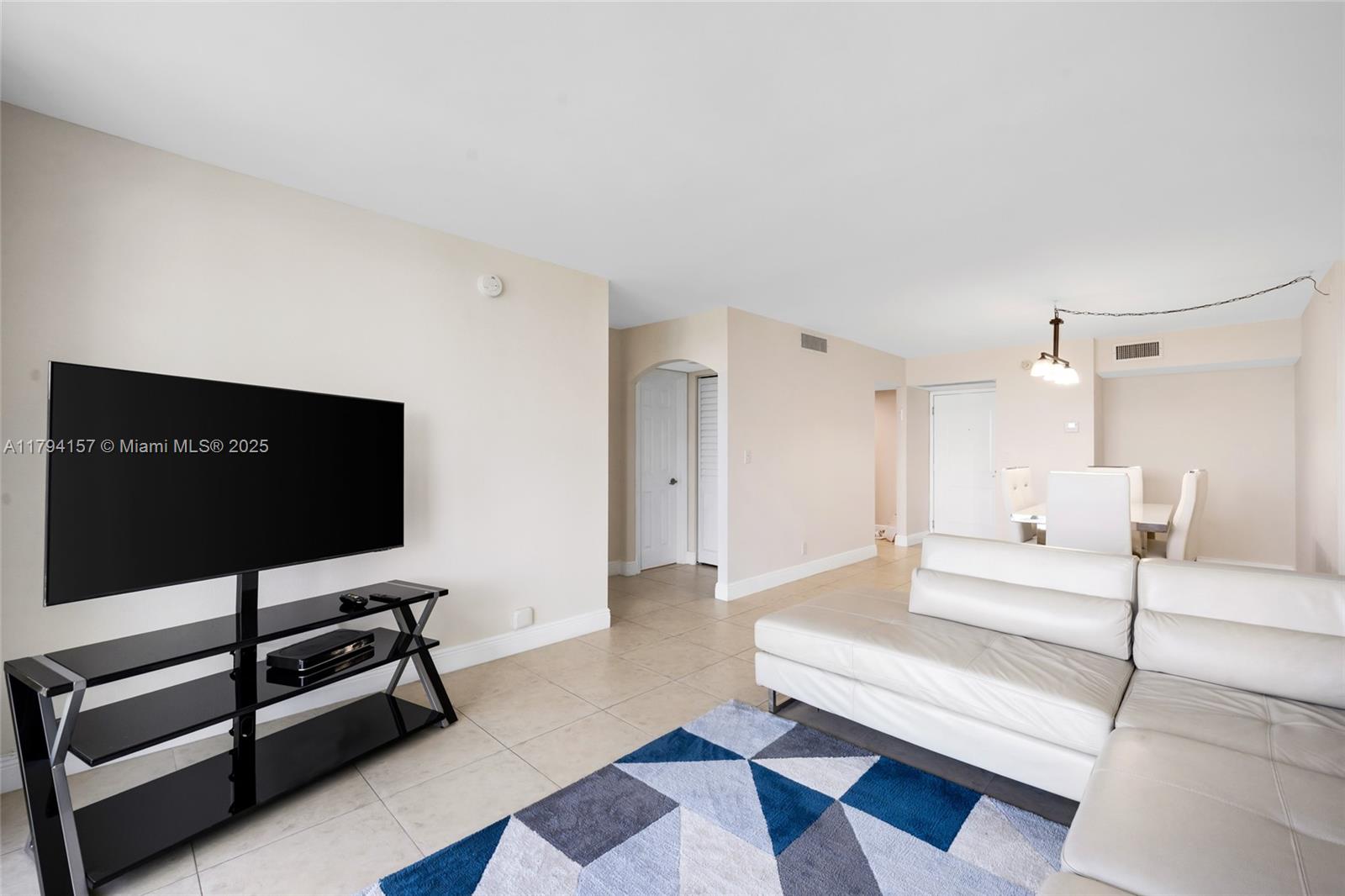 ARLEN HOUSE EAST CONDO - Residential