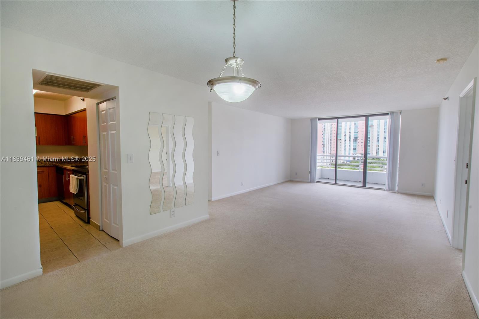 3300 NE 192nd St 1014