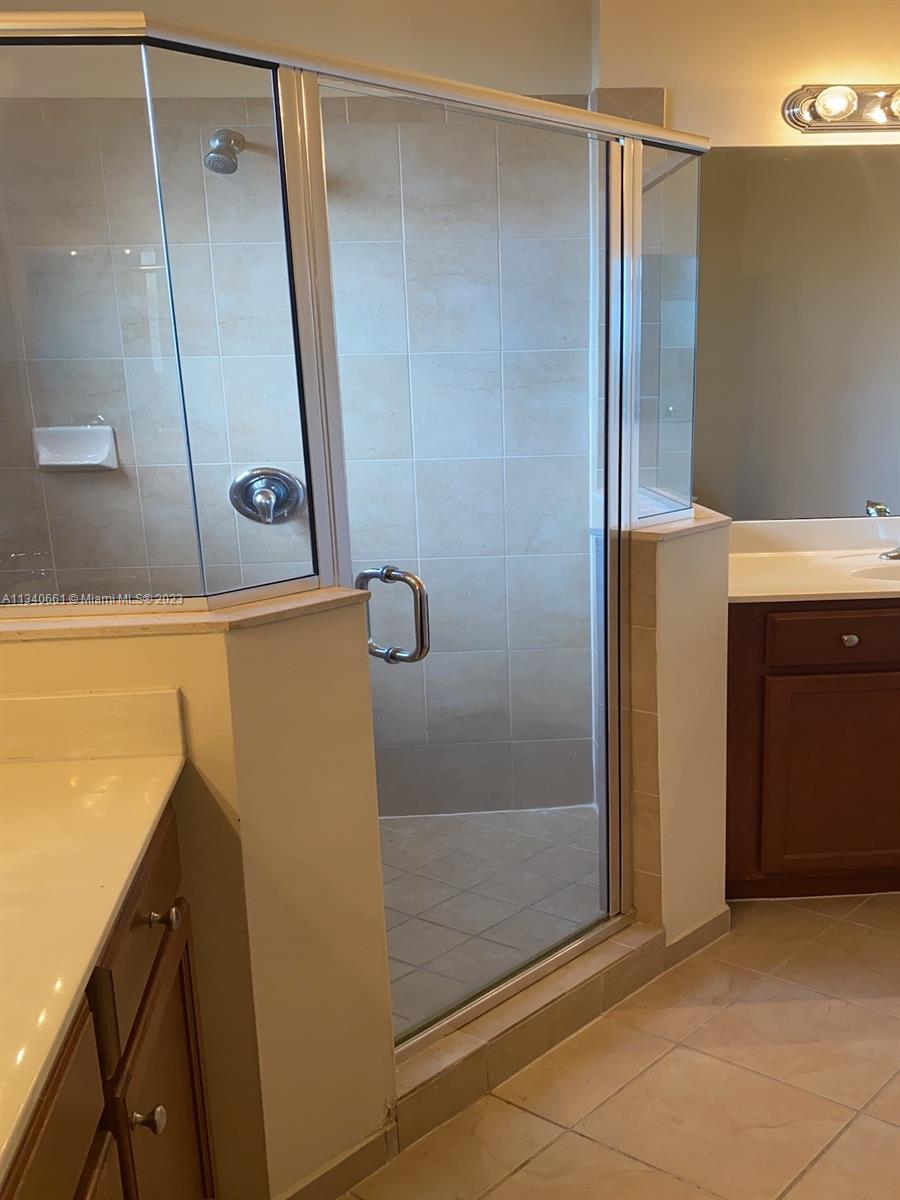 SUNSET RESIDENTIAL - Residential Lease