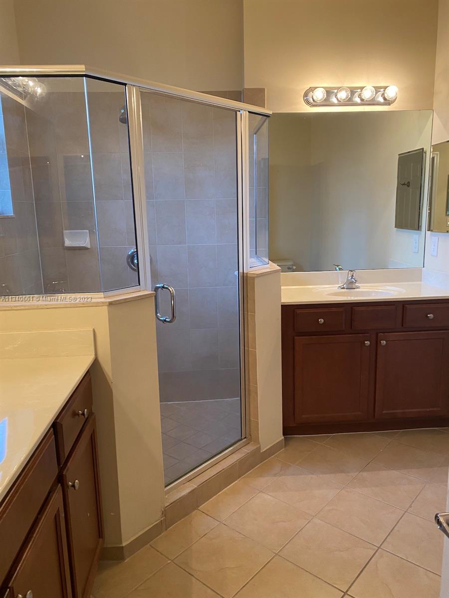 SUNSET RESIDENTIAL - Residential Lease