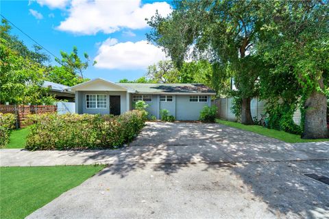 Single Family Residence in Miami FL 3737 Frow Ave Ave.jpg