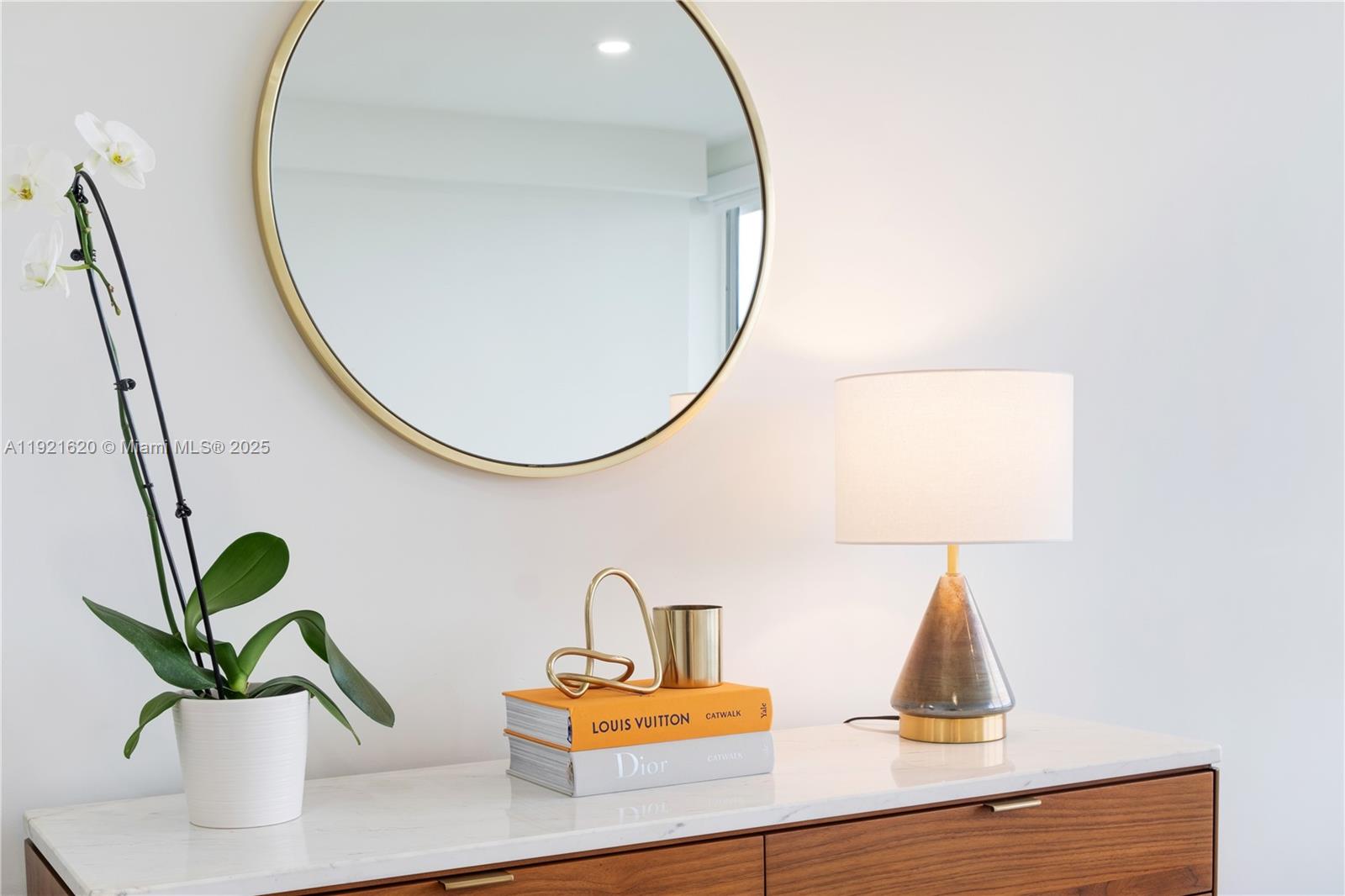 FLAMINGO SOUTH BEACH I CO - Residential