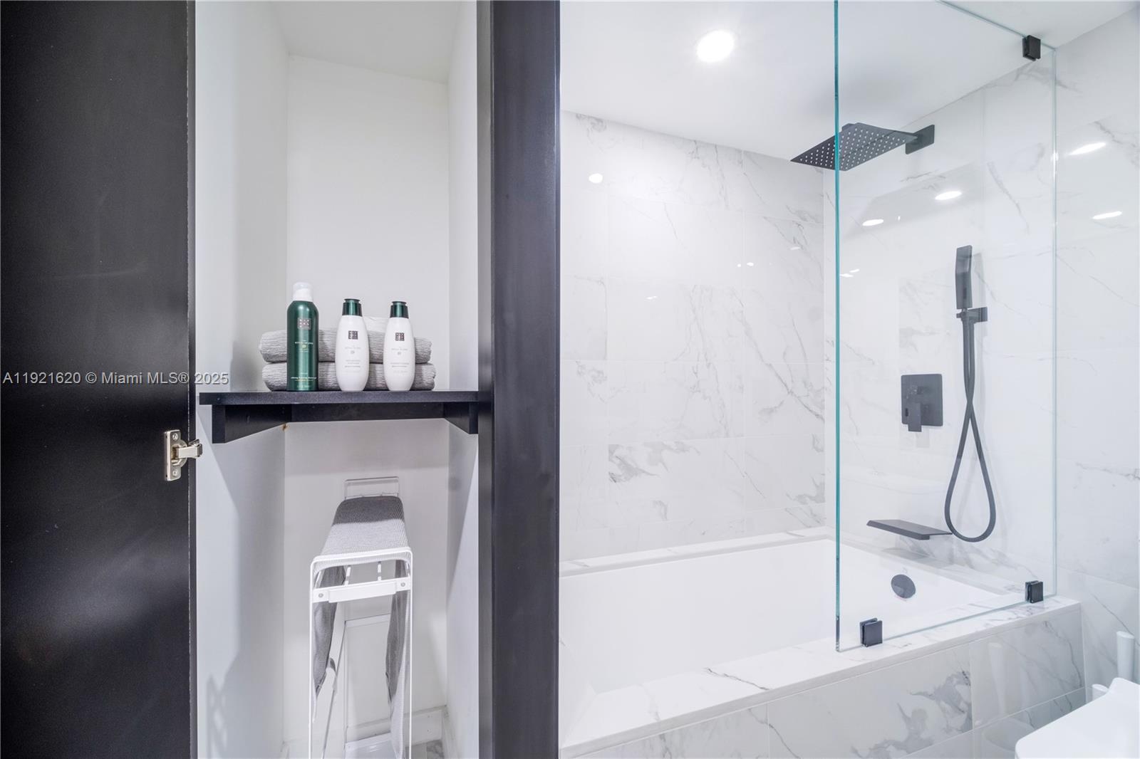 FLAMINGO SOUTH BEACH I CO - Residential