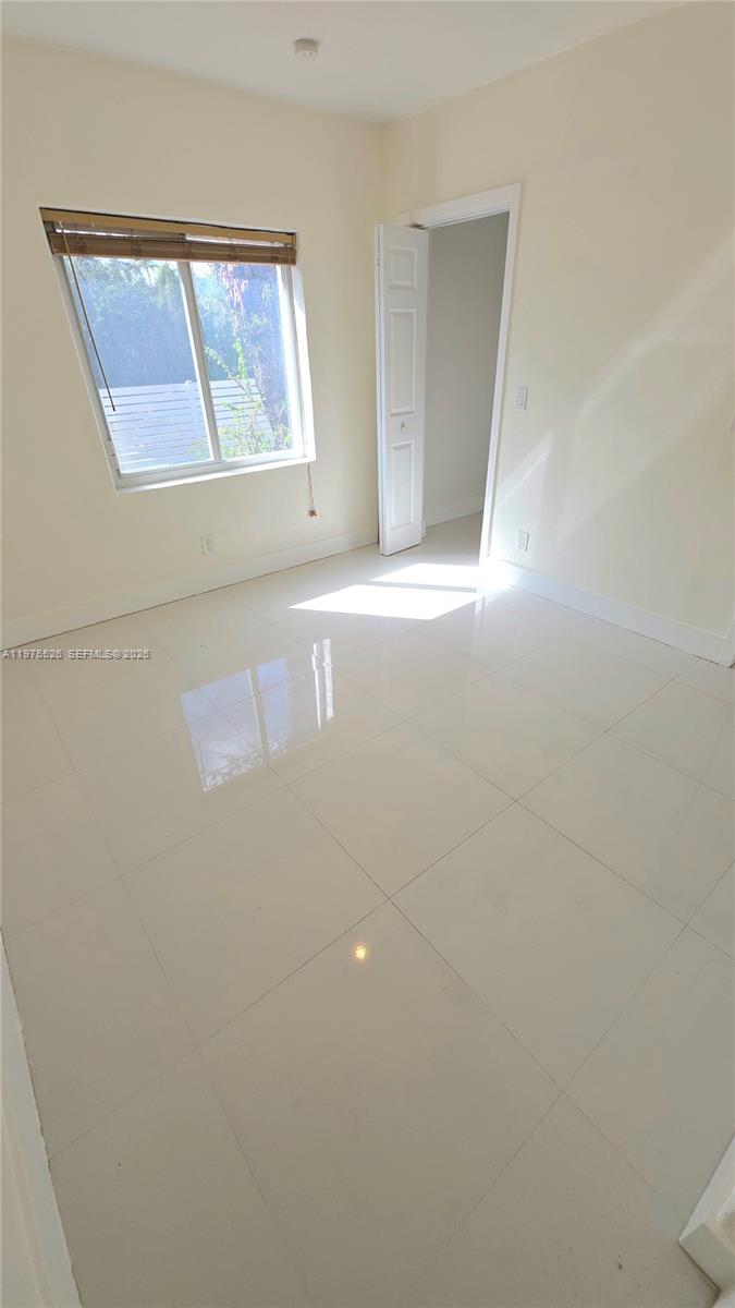 BUENA VISTA GARDENS - Residential Lease