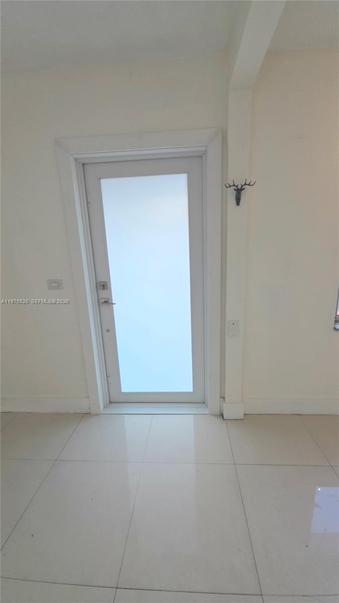 BUENA VISTA GARDENS - Residential Lease