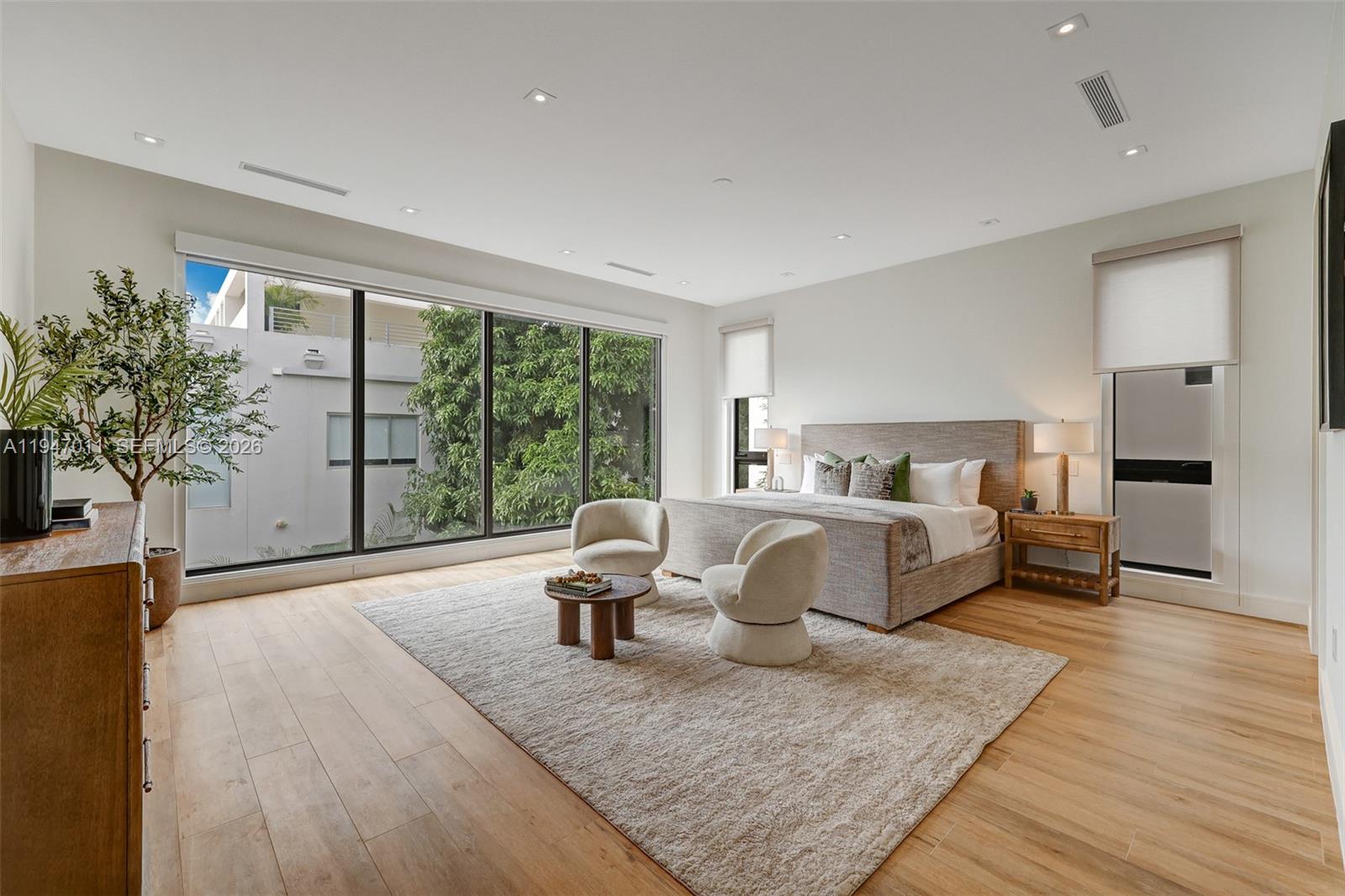 PALM TERRACE - Residential